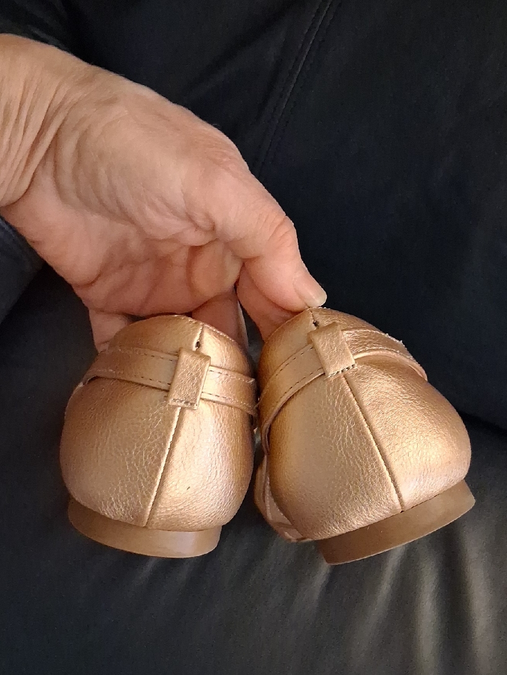 Journee Ekko Champagne Gold Slip-on Summer Huarache Flats Vegan Leather Sz 12W - Picture 9 of 9